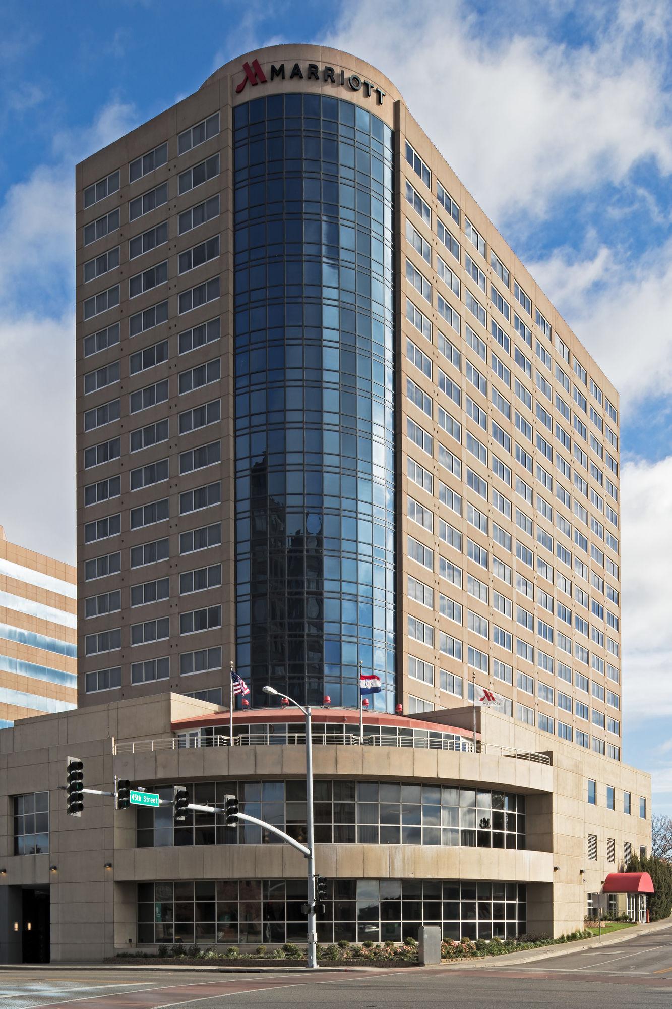 Kansas Marriott Country Club Plaza 3*