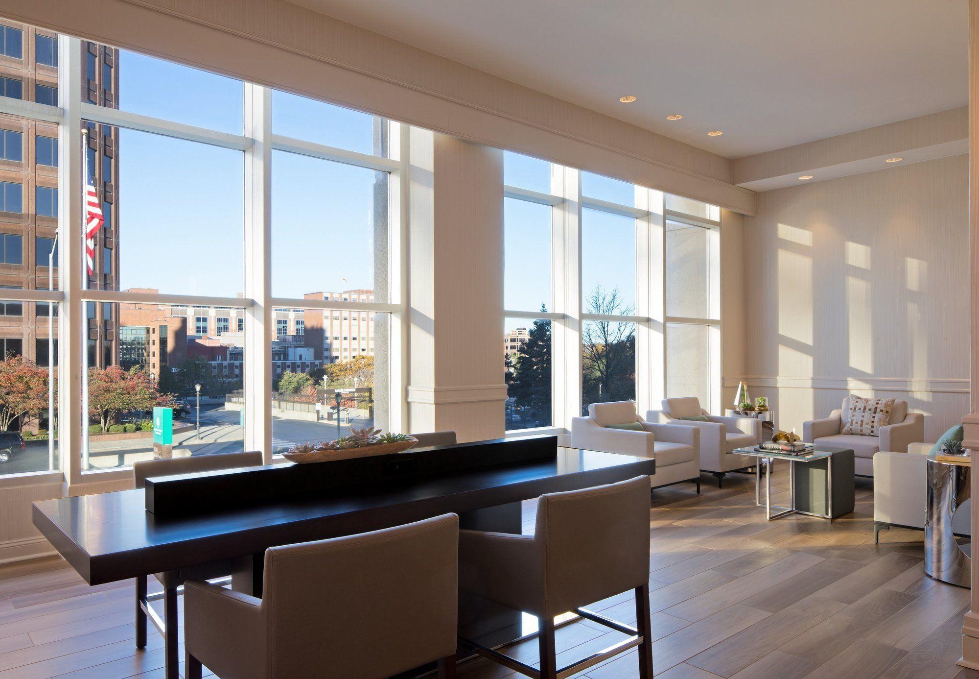 Kansas Marriott Country Club Plaza 3*