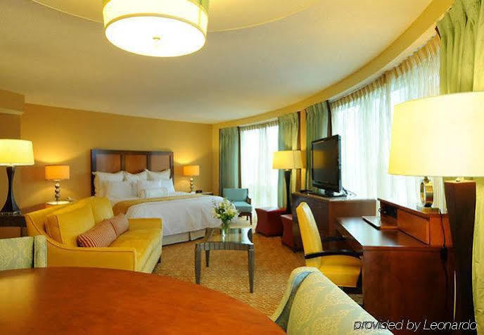Hotel Kansas Marriott Country Club Plaza